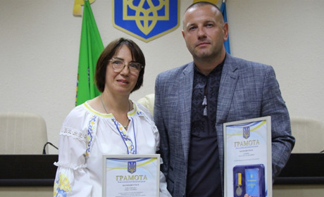 Двох нетішинців з нагоди Дня Незалежності України відзначили Грамотами Хмельницької обласної ради