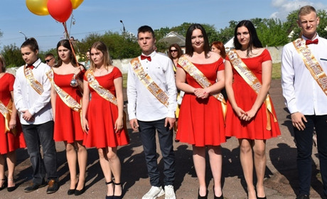 Останній дзвоник 2024: про завершення навчального року учнів Переяславщини він сповістить 31 травня