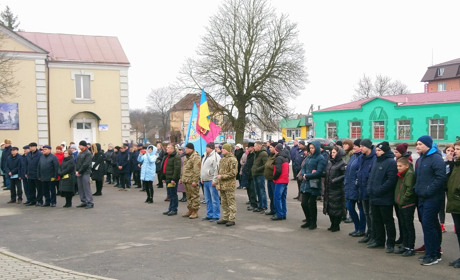 У Володимирці до Дня Героїв Небесної Сотні вшанували загиблих під час Революції Гідності