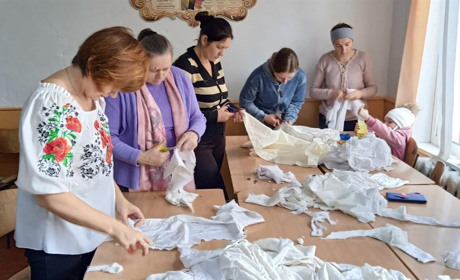 Допомагають землякам-захисникам: як ліцей у Сарненському районі став центром волонтерства