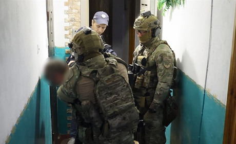У Хмельницькому затримали зловмисника, який поранив поліцейського
