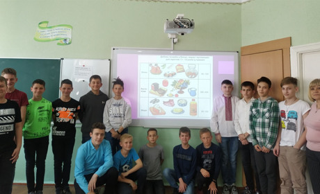 Учні першої школи взяли участь у фудЧеленджі і приготували більше 100 страв здорового харчування