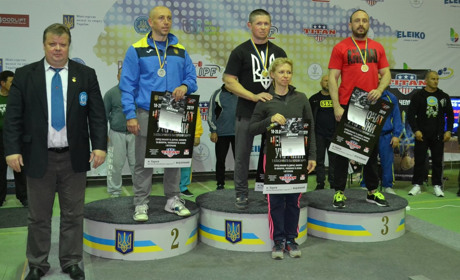Попаснянин став Чемпіоном України з пауерліфтингу: відео зі змагань