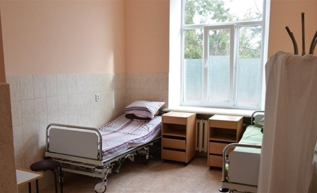 Після скандалів і перевірки в Одеській психіатричній лікарні її керівницю зняли з посади: що виявили
