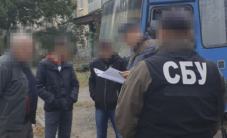 СБУ викрила автоперевізника, який працював на окупаційний «мінтранспорт рф» після захоплення Херсона