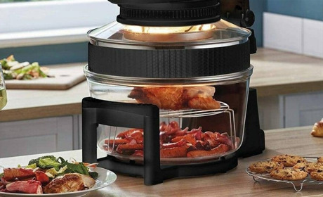 Швидкі страви в аерогрилі: курячі стегна, хрусткі печериці та сирники