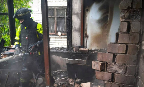 На Херсонщині армія рф завдала ударів по соціальній інфраструктурі та житловим будинкам, є поранені