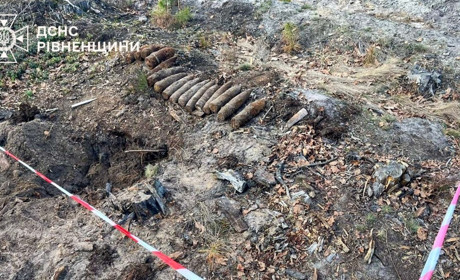 На Рокитнівщині підірвали 16 боєприпасів часів Другої світової війни