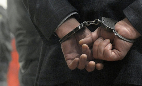 У Херсоні двоє чоловіків пограбували подружжя пенсіонерів. Їм загрожує до 15 років ув'язнення