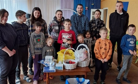Волонтери студентської ради переяславського університету познайомилися з вихованцями "Калинки"
