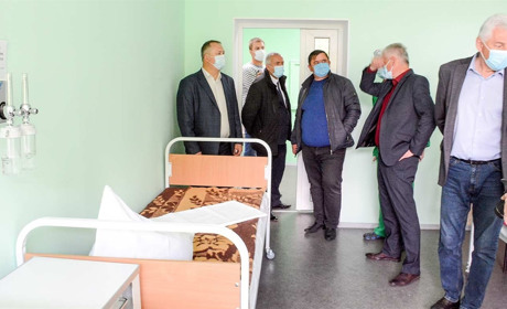 У Кагарлицькій багатопрофільній лікарні відкрили відремонтоване ліве крило лікувального корпусу