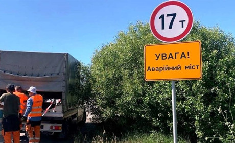 На аварійних мостах Житомирщини для транспорту введено вагові обмеження: перелік