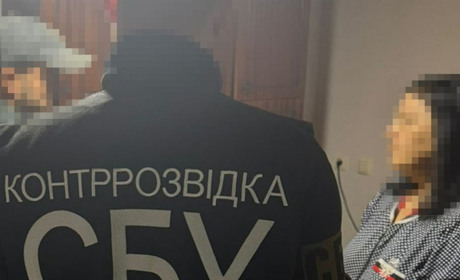 Правоохоронці затримали двох колаборантів, які допомагали рашистам під час окупації Херсонщини