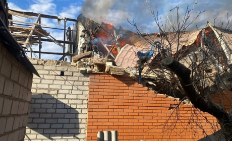 У Херсоні зранку пролунали вибухи: росіяни обстрілюють Корабельний район і центр міста