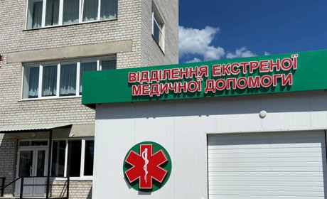 Двом лікарям звягельської лікарні виділили по двокімнатній службовій квартирі