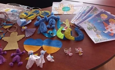 Депутати облради повезли подарунки військовослужбовцям