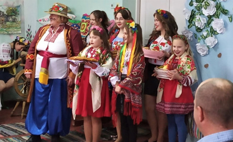 Майорівці відроджують українські традиції: почали з Андріївських вечорниць