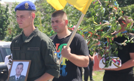 В Іванові попрощалися із загиблим офіцером Нацгвардії