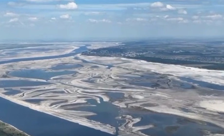 Каховське водосховище перетворилося на мережу протоків