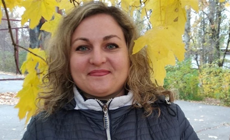 Южноукраинка Елена Лупанова учится дышать и самостоятельно делает 8 шагов