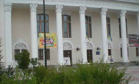 Як відпочиватимемо на Великдень і травневі свята