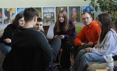 Молодість на паузу не поставиш: історія клубу любителів інтелектуальних ігор у Старокостянтинові