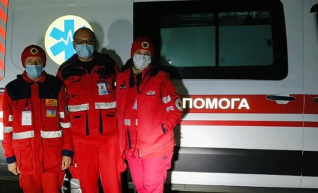 Медики "швидкої" врятували життя лозівчанці, яка знаходилась у стані клінічної смерті