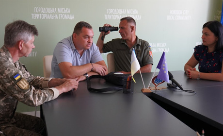 Тилова Городоччина: придбали прилад нічного бачення і відкрили збір коштів на автомобіль