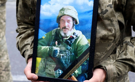 У Вараші попрощалися із старшим сержантом 118-ОМБ