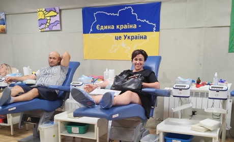 Представники Великобурлуцької громади "задонатили" свою кров для порятунку інших