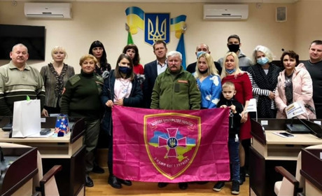 Пам'ятні кулони "Батьківське серце" вручили дітям загиблих героїв
