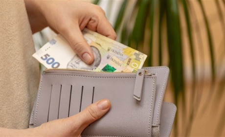 Постраждалі від війни українки можуть отримати грошову допомогу від міжнародного жіночого фонду