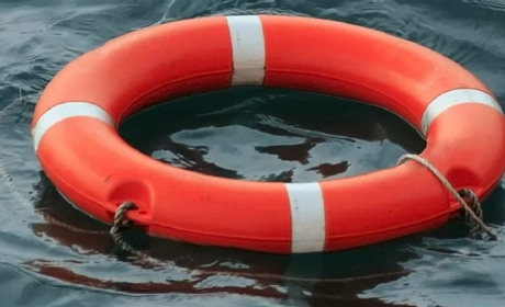 В Азовском море купаются тысячи людей: в субботу двое из воды не вышли...