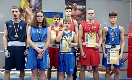 Боксери з Глухова здобули медалі на турнірі, присвяченому ЗСУ