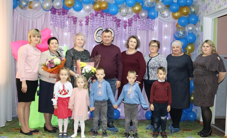 У Миколаївському дитячому садочку №3 «Малятко» відзначили ювілей – 60 років (ВІДЕО)