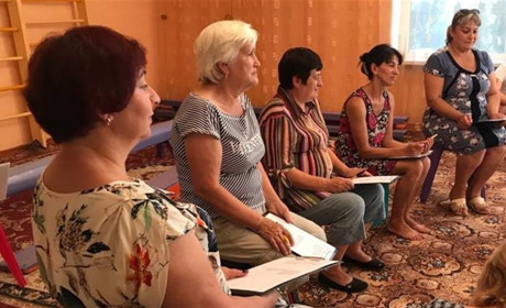 Волноваські психологи допомагають місцевим у прифронтовому Чермалику