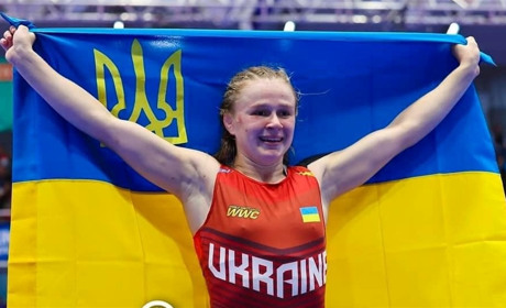 "Золота" дівчина зі Звягеля: Ірина Бондар стала чемпіонкою світу U20 зі спортивної боротьби