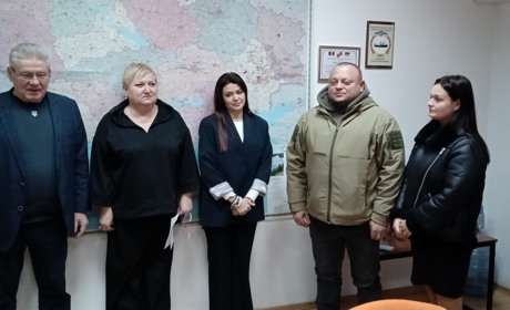 У Шостці вперше ключи від квартири отримала родина переселенців