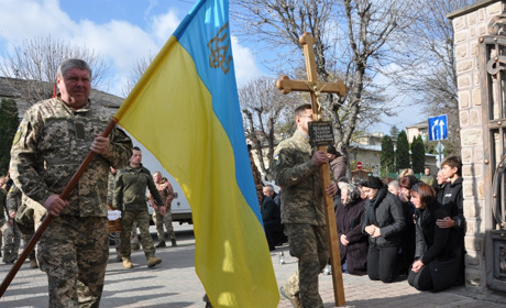 Додому назавжди повернувся з війни загиблий Герой Штурма Віктор із Заводського, що на Чортківщині