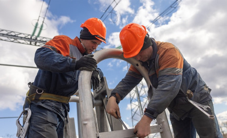 Актуальні вакансії у Звягелі: лікарі, електрики, кухарі та інші