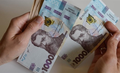 Платять понад 20 тисяч: вакансії в Сарнах та районі за червень