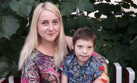 Срочно нужна помощь 7-летнему Виталику Борисову