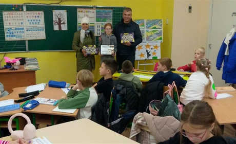 П’ятикласниця Академічного ліцею в Долинській зібрала й передала ЗСУ 35 000 гривень