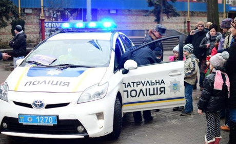  Різдво з копами: реальна акція для дітей від патрульної поліції