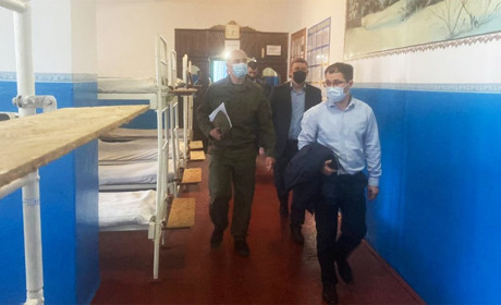 На особистий прийом до керівника окружної прокуратури звернулись чотири в’язні