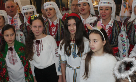 Вертеп, колядки, величання Христа: як старокостянтинівці святкували Різдво