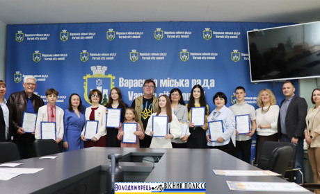 У Вараші відзначили учнів і викладачів мистецької школи за творчі здобутки
