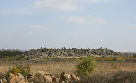 Кам'яна Могила: «Тут був Вася» або автографи героїв?