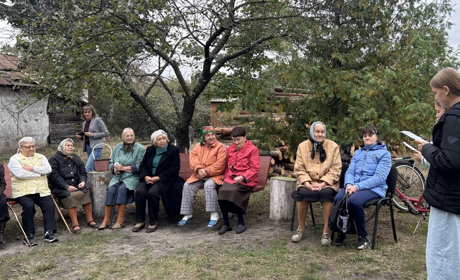 Святковий концерт і щоденна допомога: як вітали підопічних Центру надання соціальних послуг у Сарнах