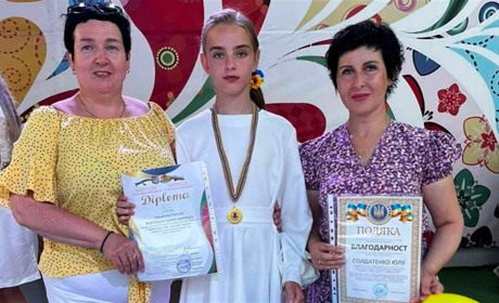 Учениця Вертіївської школи мистецтв посіла третє місце на міжнародному конкурсі. Номінація - вокал
